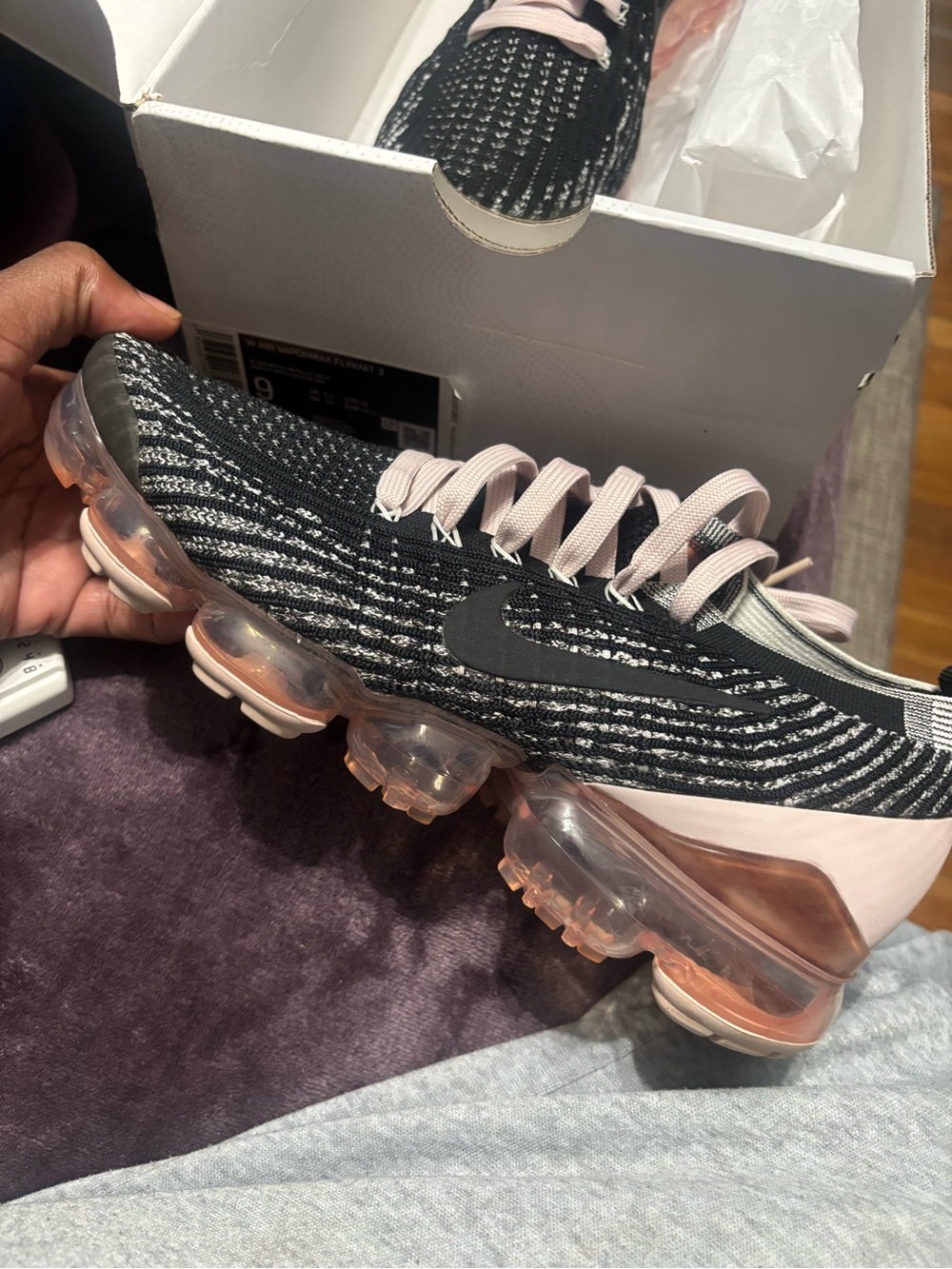 Nike Women's Black Knit Sneakers with Pale Pink Accents - Picture 1 of 12